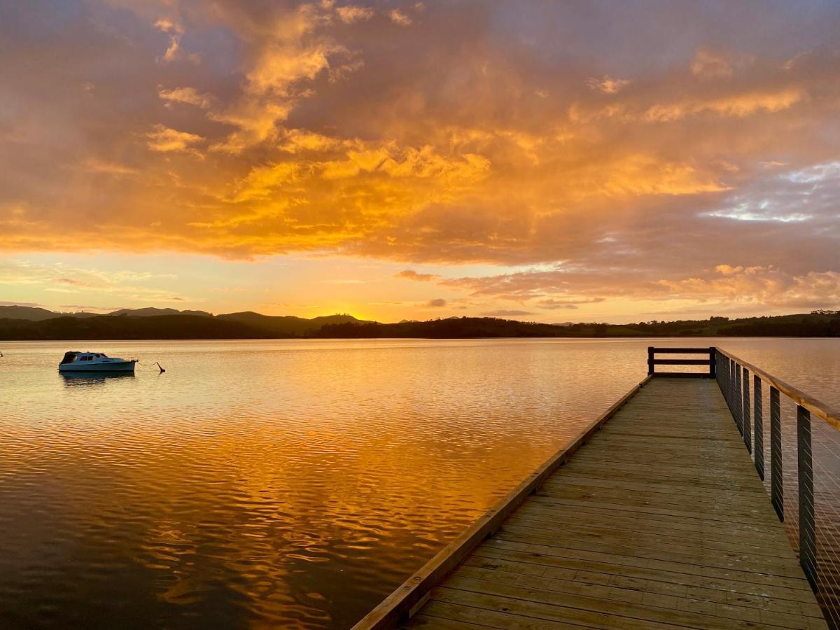 Mangonui Waterfront Apartments ภายนอก รูปภาพ