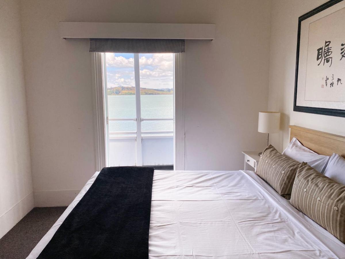 Mangonui Waterfront Apartments ภายนอก รูปภาพ
