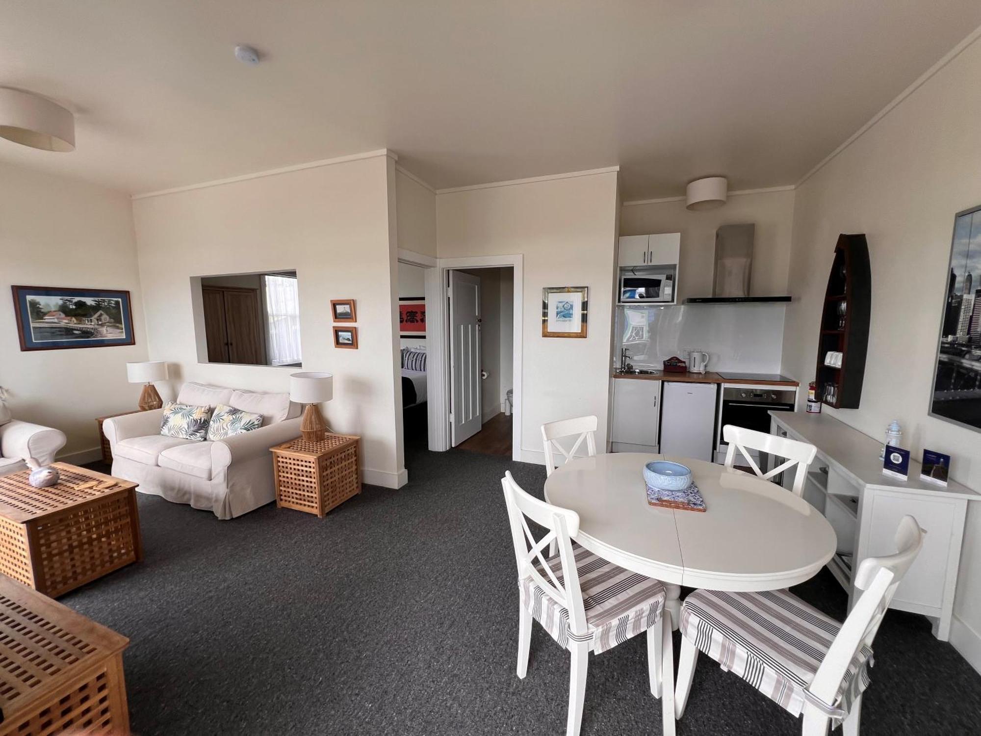 Mangonui Waterfront Apartments ภายนอก รูปภาพ